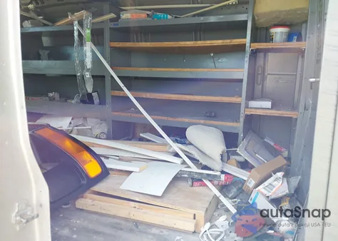 2007 Chevrolet Express G2500 из США, поврежденный, VIN 1GCGG25U471126948